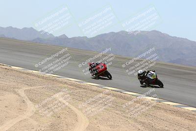 media/Apr-10-2022-SoCal Trackdays (Sun) [[f104b12566]]/Bowl (11am)/